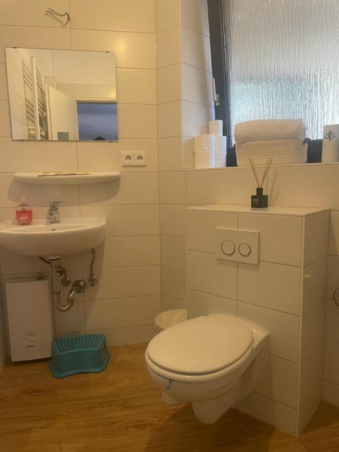 Zentrale Wohnung Direkt Am Hauptbahnhof - Bismarck デュッセルドルフ エクステリア 写真