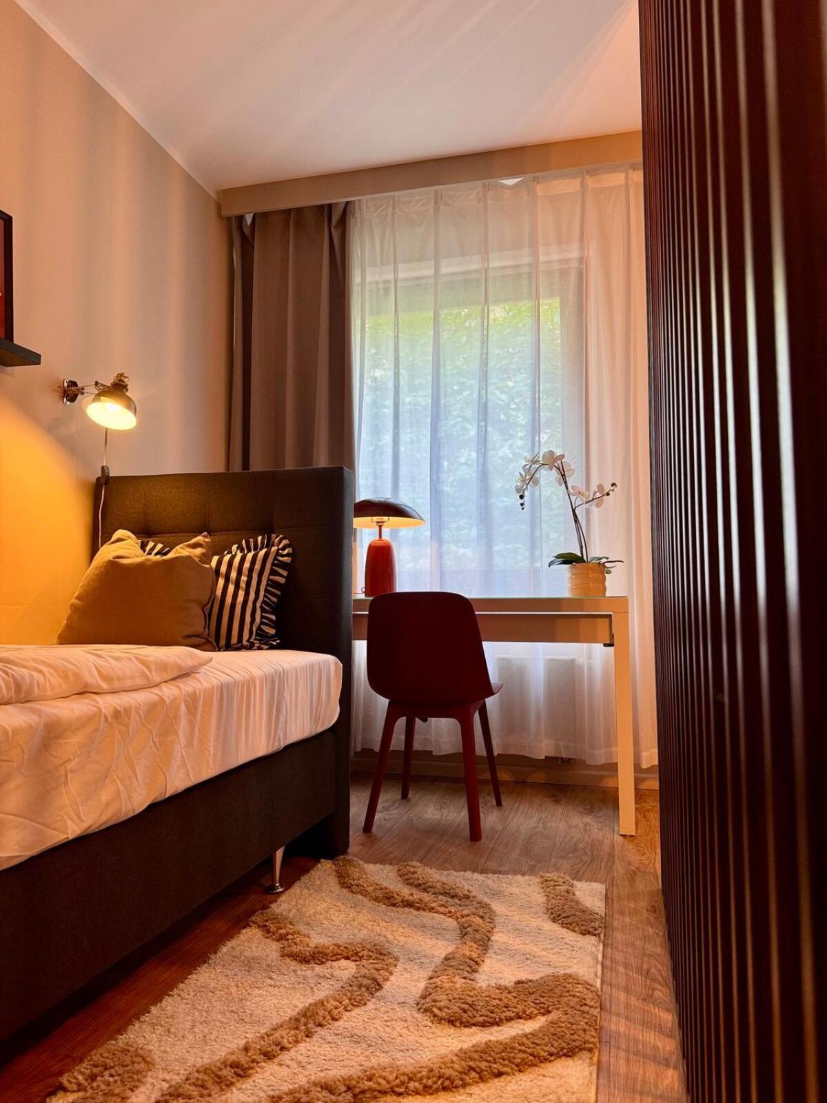 Zentrale Wohnung Direkt Am Hauptbahnhof - Bismarck デュッセルドルフ エクステリア 写真