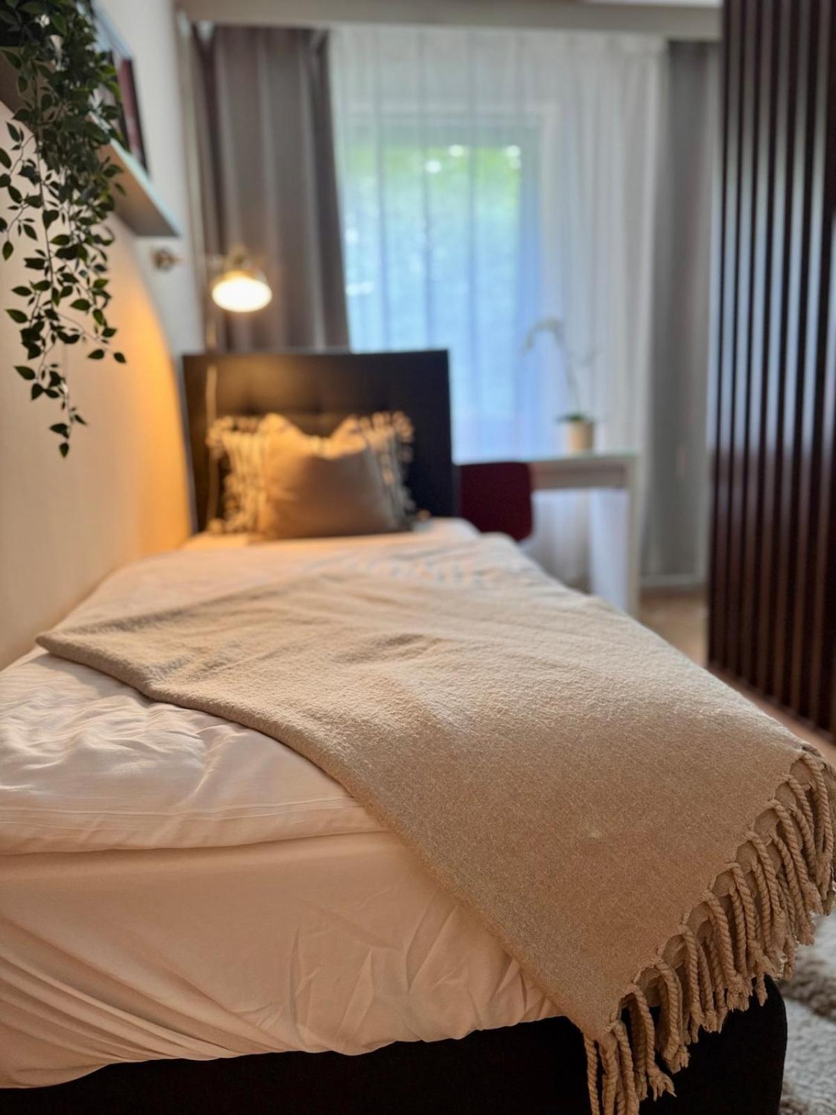 Zentrale Wohnung Direkt Am Hauptbahnhof - Bismarck デュッセルドルフ エクステリア 写真